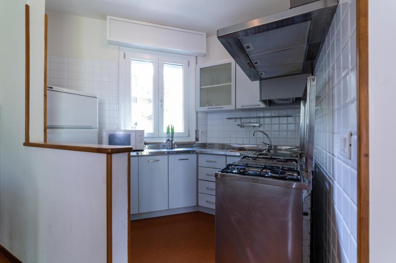 Villa Lucilla Lignano Sabbiadoro Buitenkant foto