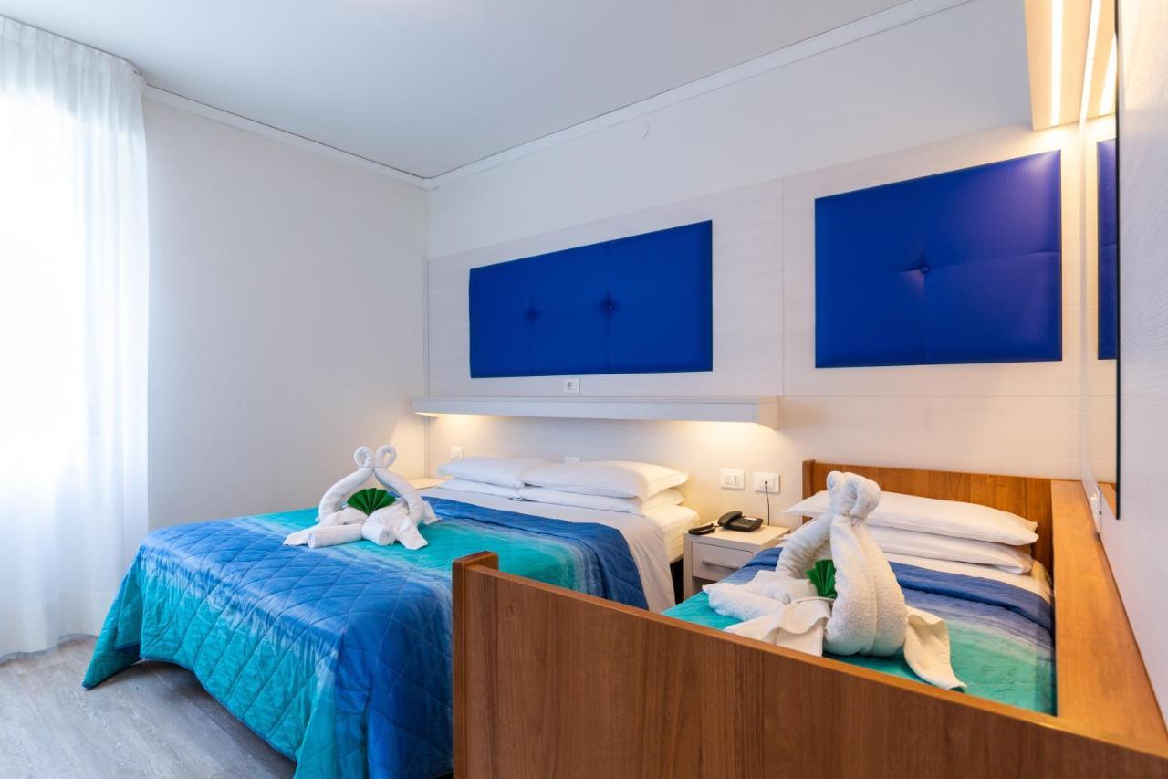 Villa Lucilla Lignano Sabbiadoro Buitenkant foto