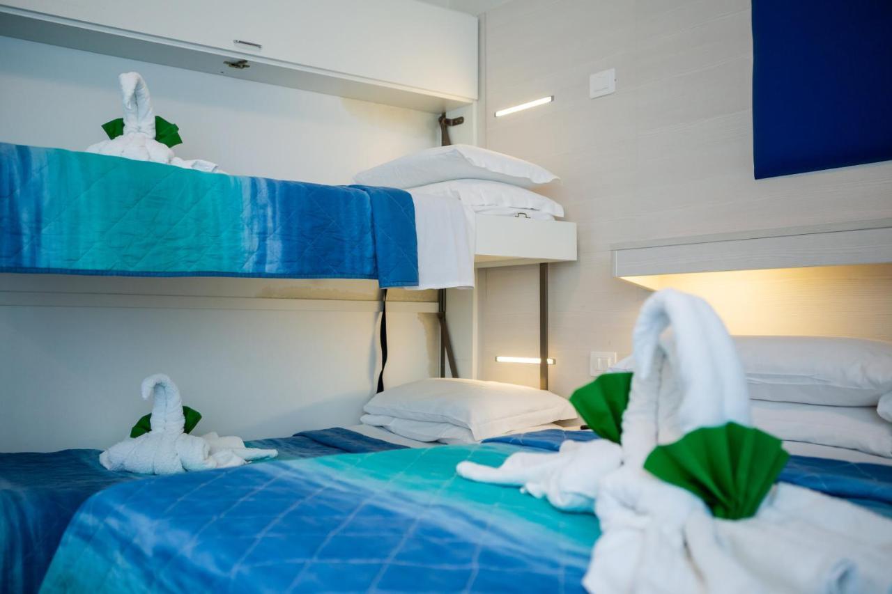 Villa Lucilla Lignano Sabbiadoro Buitenkant foto