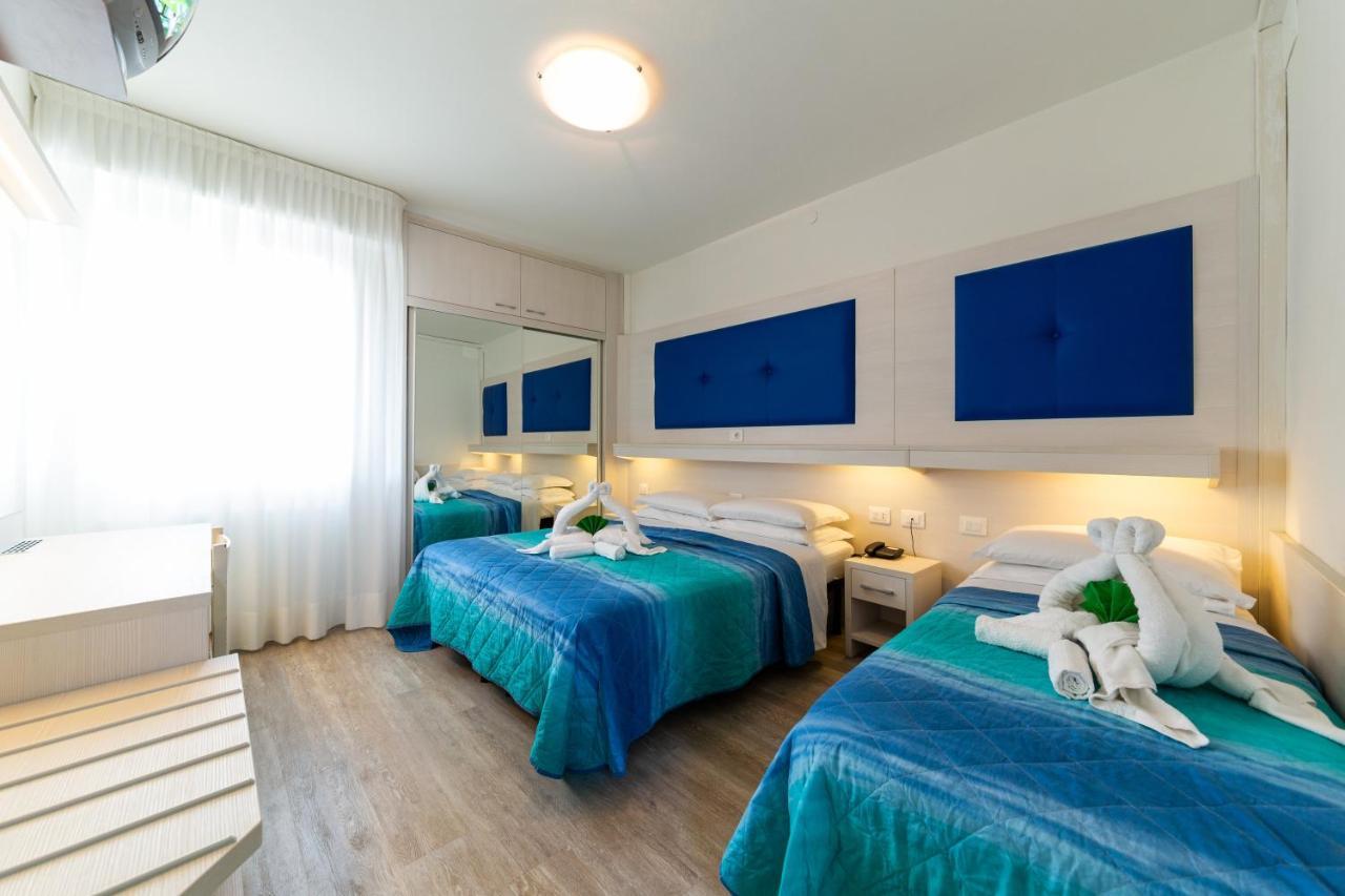 Villa Lucilla Lignano Sabbiadoro Buitenkant foto